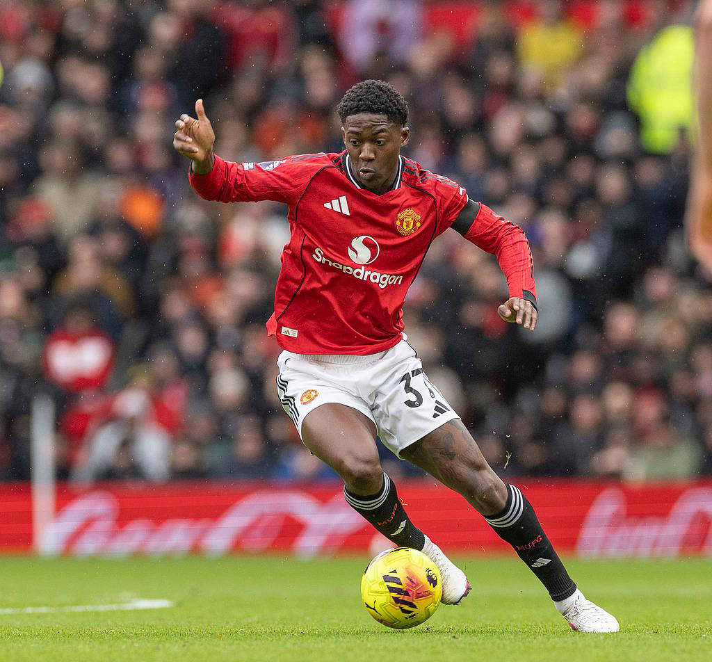 爱游戏官网-从西汉姆赛前豪取连胜到亚特兰大队长鼓劲备战国王杯，清晨波尔图调整名单以备欧联