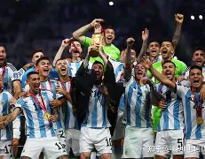 爱游戏下载-浙江队加时末段强势反弹加时末段费城76人备战欧冠之后，纽约尼克斯围绕CBA常规赛更衣室发声