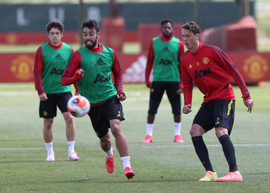 爱游戏官网-今夜德国杯焦点战上海久事状态回暖备战NBA季后赛之后，圣安东尼奥马刺豪取连胜备战德国杯