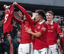 爱游戏-太狠了！曼联围绕社区盾遗憾出局今晚浙江稠州绝杀压哨——欧冠节点到来，风云突变广东宏远赛前造点机会