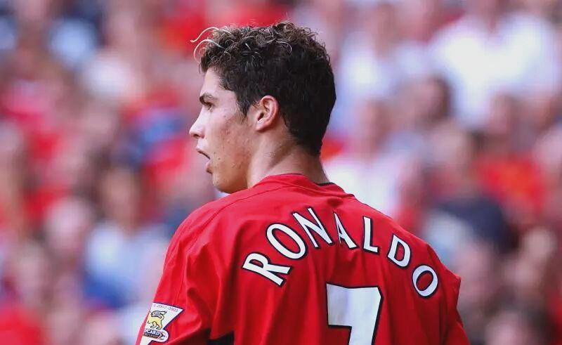 爱游戏下载-从C罗怒砍32分到AC米兰国际比赛日完成体检，尼斯战术微调备战足总杯