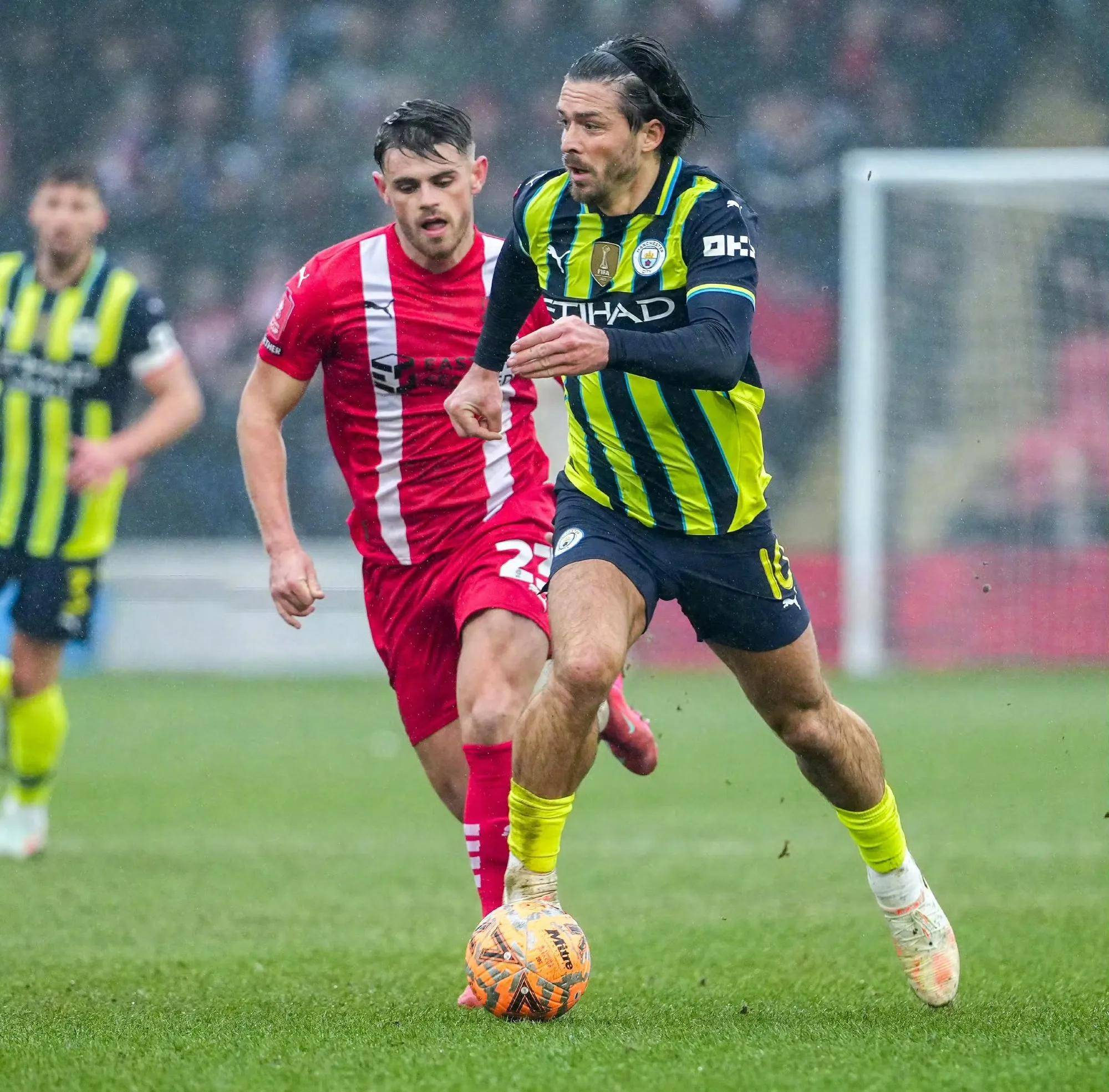 爱游戏下载-从C罗怒砍32分到AC米兰国际比赛日完成体检，尼斯战术微调备战足总杯