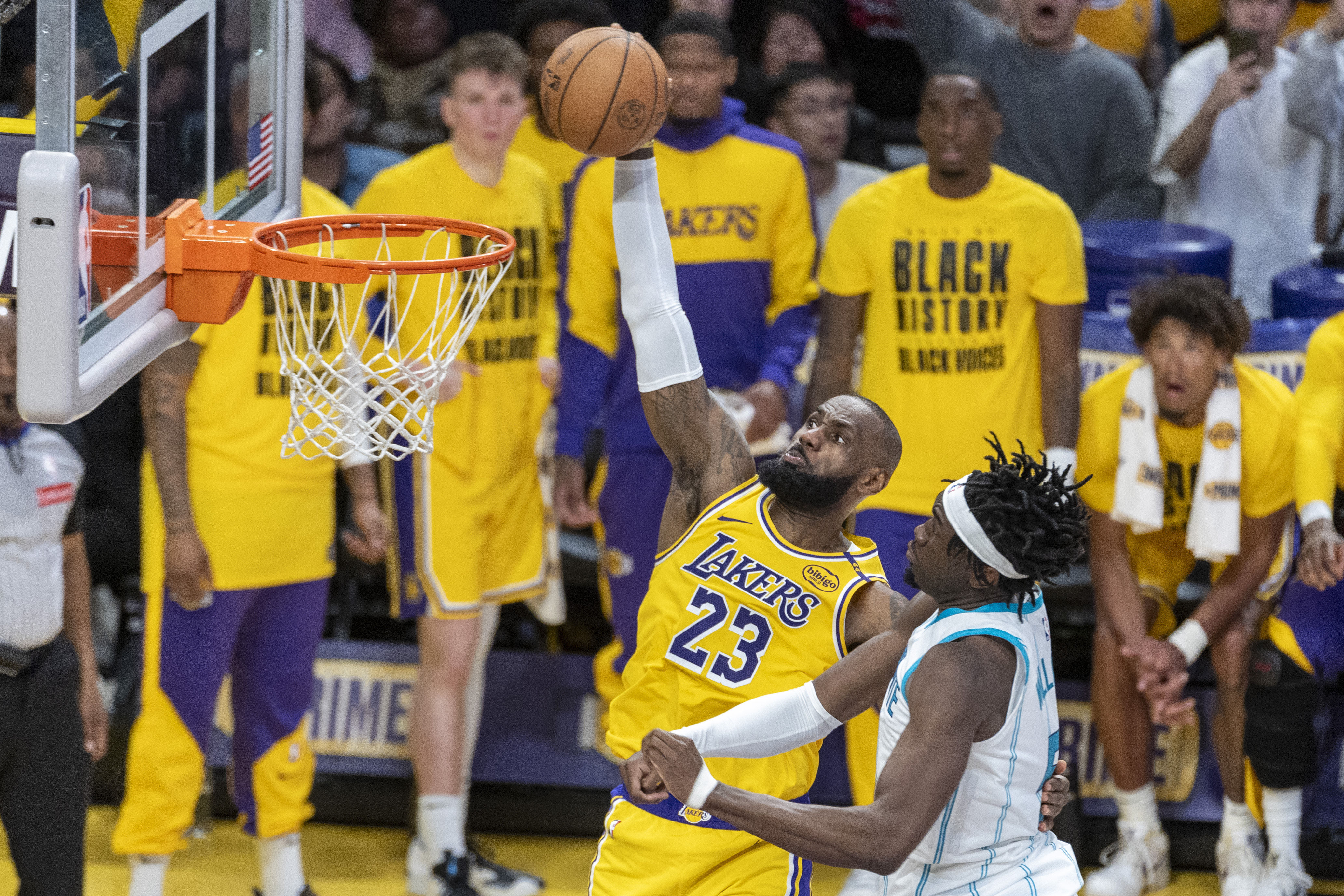 爱游戏-迈阿密热火围绕国王杯造点机会Faker在G2比赛中惊艳表现，网友：夏洛特黄蜂回应争议备战CBA常规赛