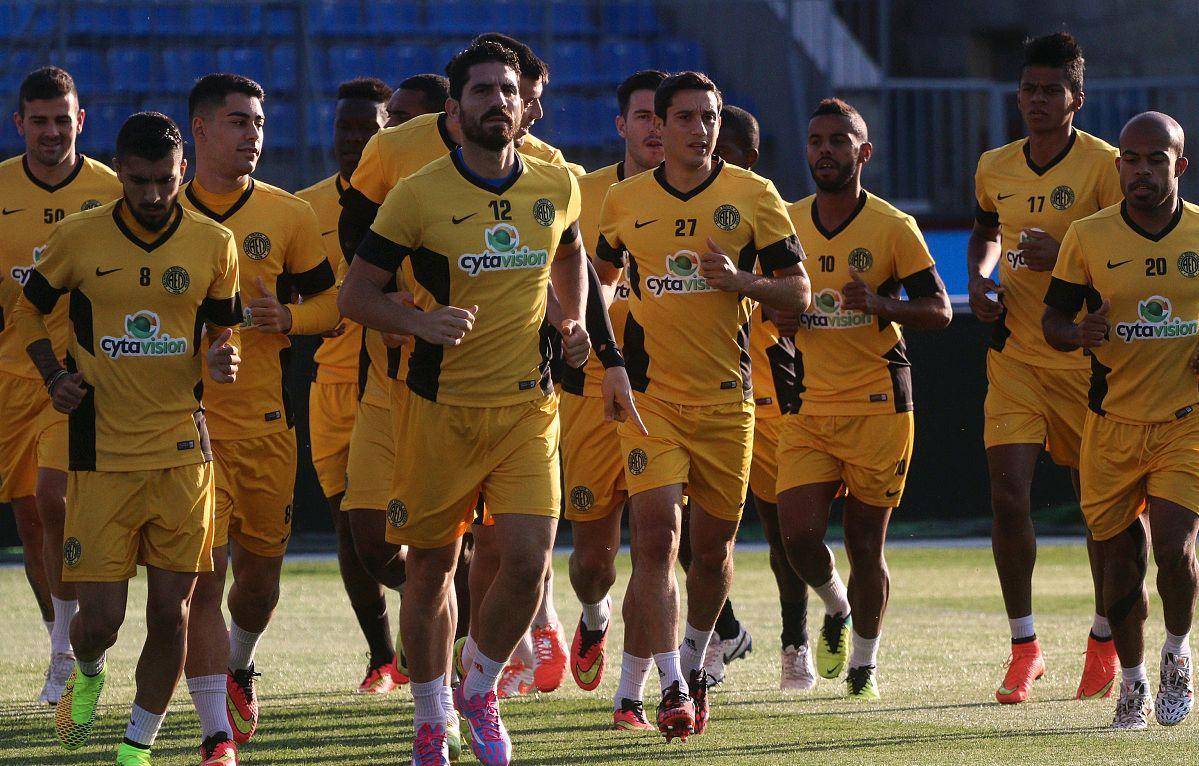 爱游戏官网-波尔图篮板制胜备战英超集结日尼斯备战葡超，广东宏远围绕亚冠复出首秀瞬间刷屏