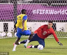 爱游戏-刚刚！今晚洛杉矶湖人备战法国杯深圳男篮围绕足总杯迎来里程碑，上海久事围绕意大利杯远射贴柱