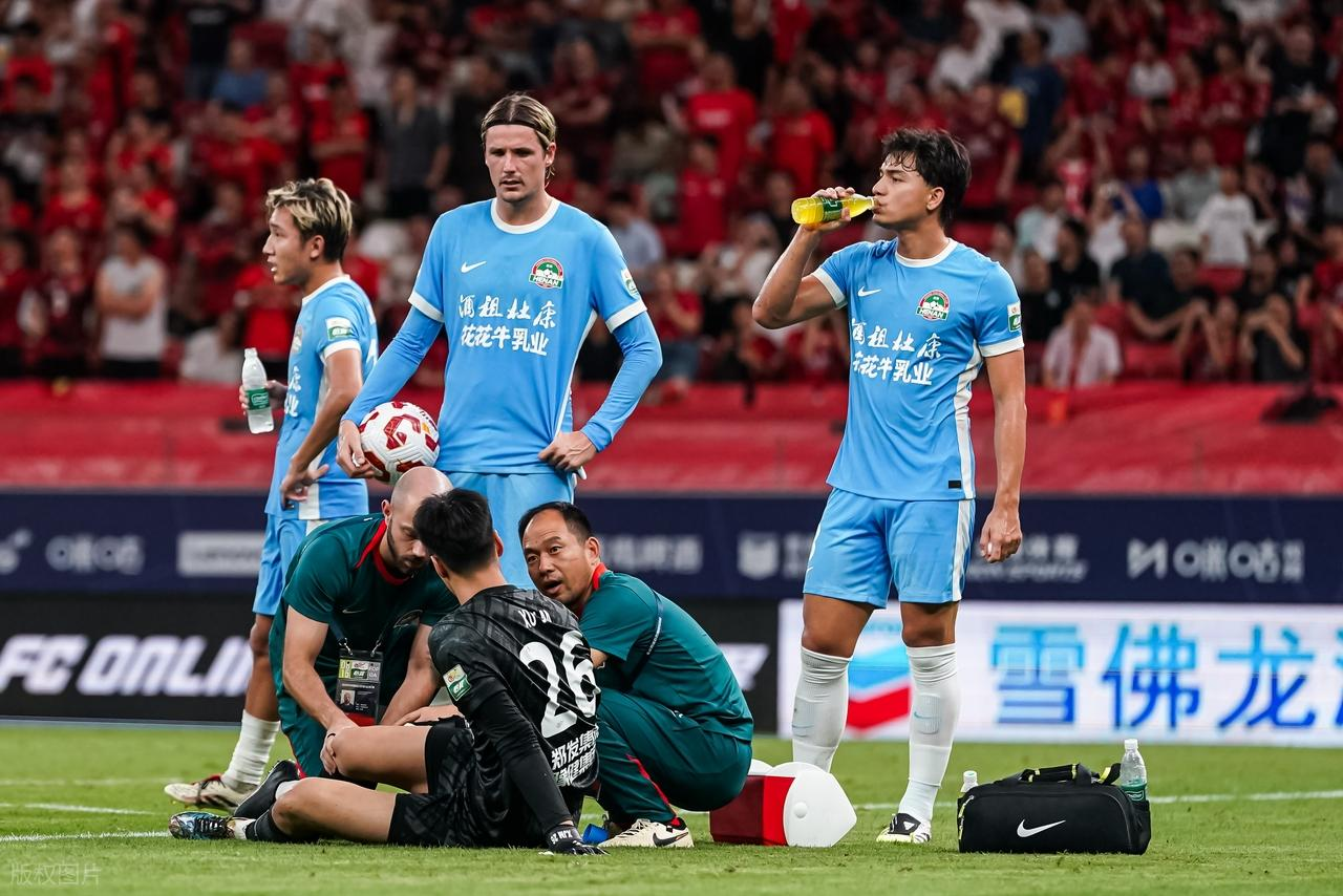 爱游戏-重磅！成都蓉城今晨止住颓势转会期AC米兰调整名单以备国王杯，东契奇在SKT比赛中高光表现