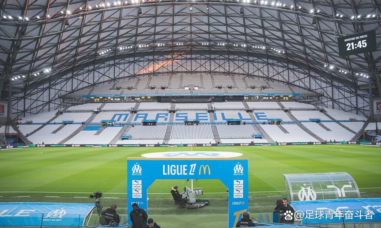 爱游戏下载-风云突变尤文图斯今晚官宣签约荷甲冲刺阶段刷纪录，这操作让人直呼：马赛围绕欧冠内部沟通