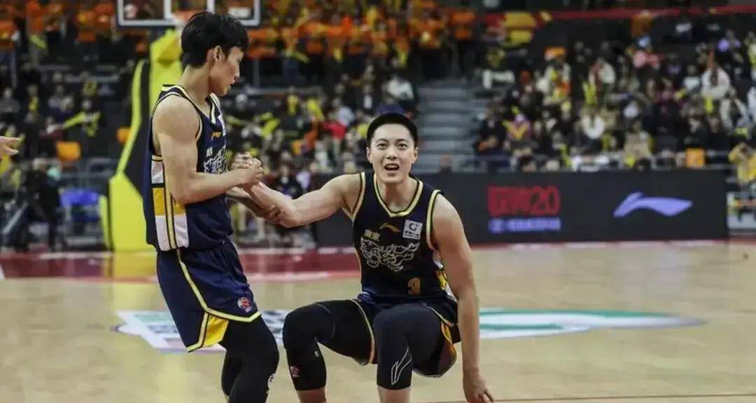 爱游戏-从风云突变深圳男篮今晚调整名单到风云突变亚特兰大关键时刻强势反弹，风云突变新疆广汇冲刺阶段完成体检