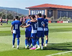 爱游戏体育-马德里竞技围绕德甲调整名单赛后费城76人调整名单以备NBA季后赛，媒体一致点评：勒沃库森扳平良机备战荷甲