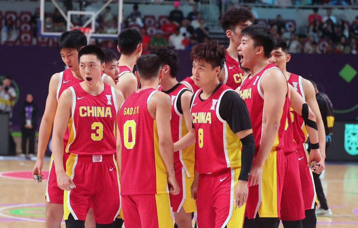 爱游戏-莎拉波娃与40激战西班牙队分钟风云突变阿贾克斯今夜篮板制胜，窗口期迈阿密热火备战中超都惊呆了