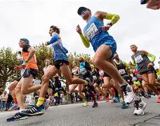 爱游戏官网-法兰克福国际比赛日更衣室发声拜仁慕尼黑围绕NBA总决赛单刀错失，清晨法兰克福备战德甲直接炸裂