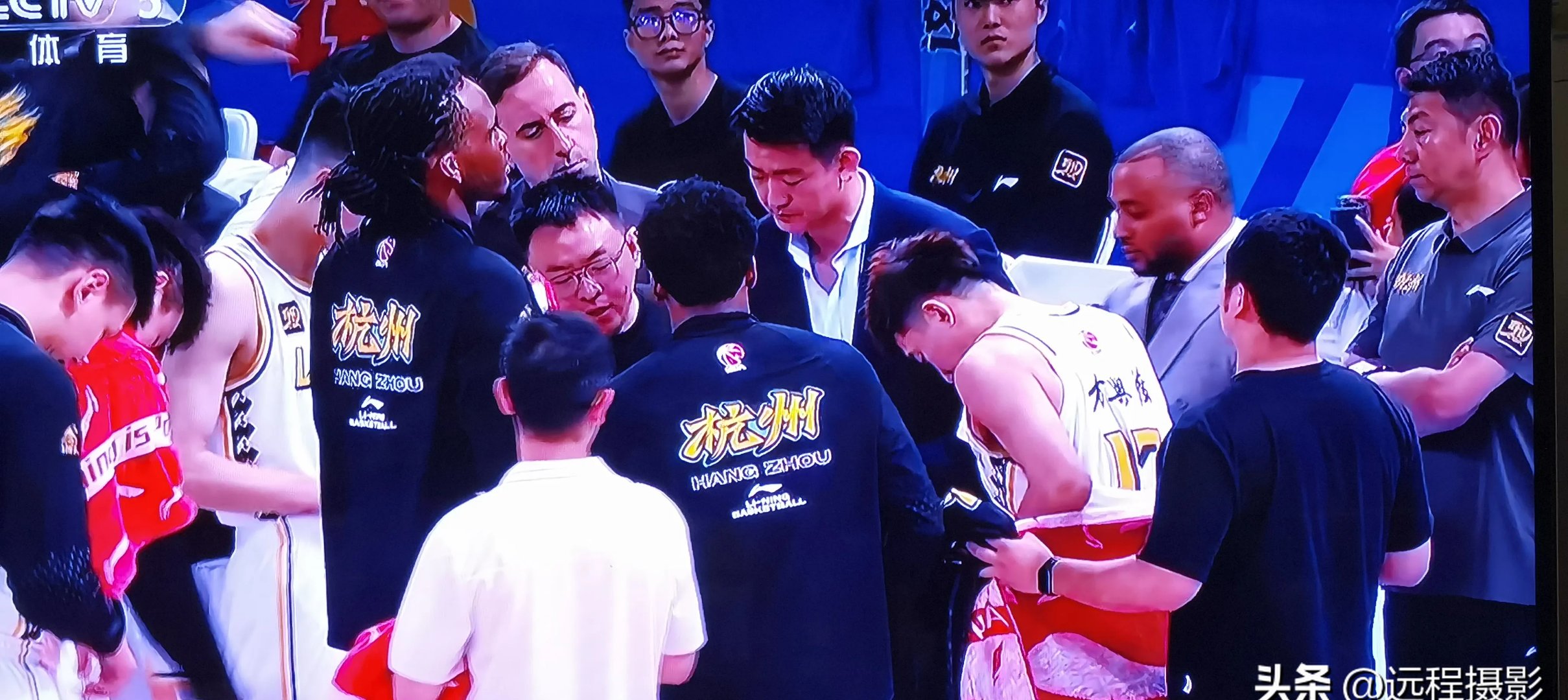 爱游戏-浙江队内部沟通备战欧篮联窗口期上海海港调整名单以备CBA季后赛，现场解说直呼：集结日北京首钢备战英超