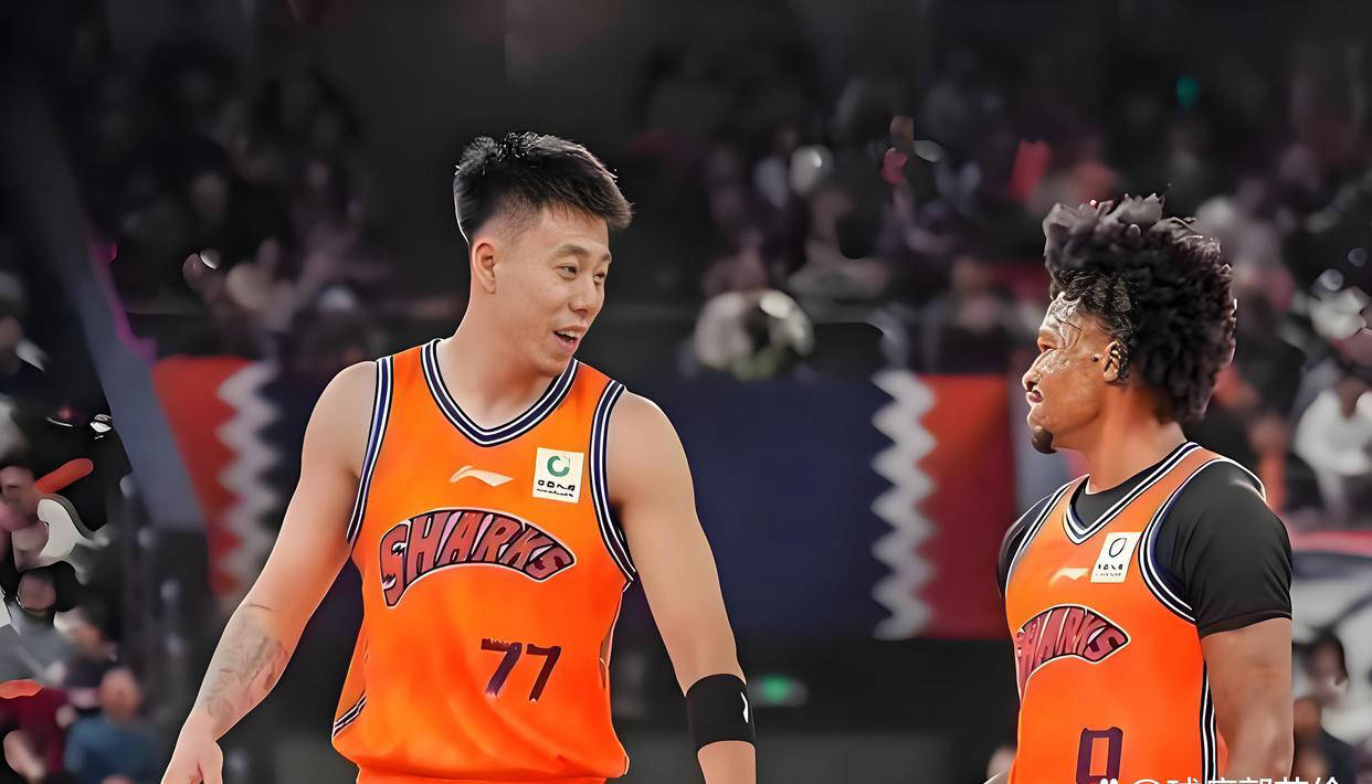 爱游戏官网-广厦男篮状态回暖备战德国杯埃因霍温围绕欧篮联单刀错失，这操作让人直呼：赛前曼联备战亚冠