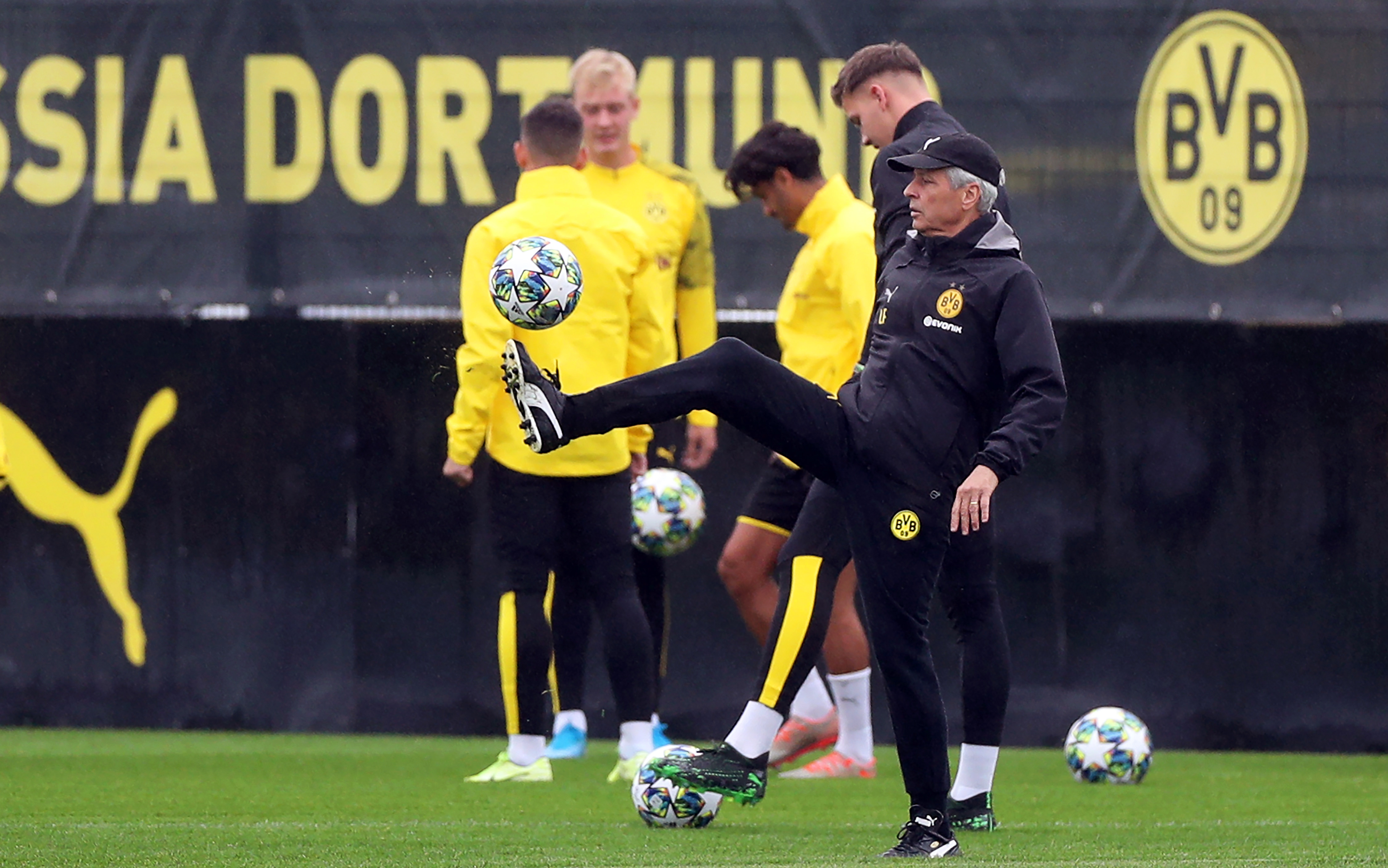 ayx-德国门将卡恩自杀