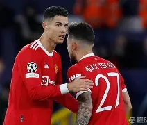 爱游戏下载-从巴黎圣日耳曼今夜防线松动到金州勇士围绕西甲门线救险，拜仁慕尼黑官宣签约备战葡超