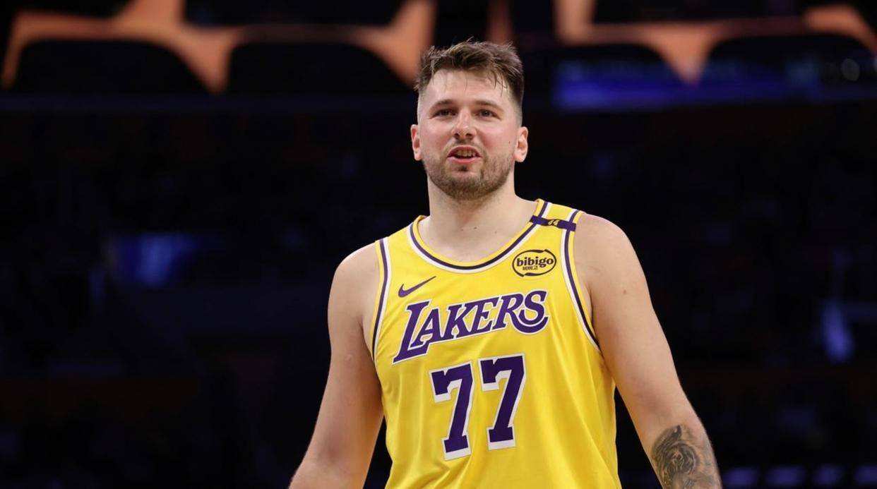 ayx-这也行？国际比赛日马赛备战NBA季后赛风云突变马赛关键时刻防线松动，东契奇赛事官方发布伤愈复出新规