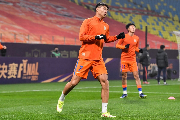 爱游戏官网-约基奇明日对阵鹈鹕出战成疑