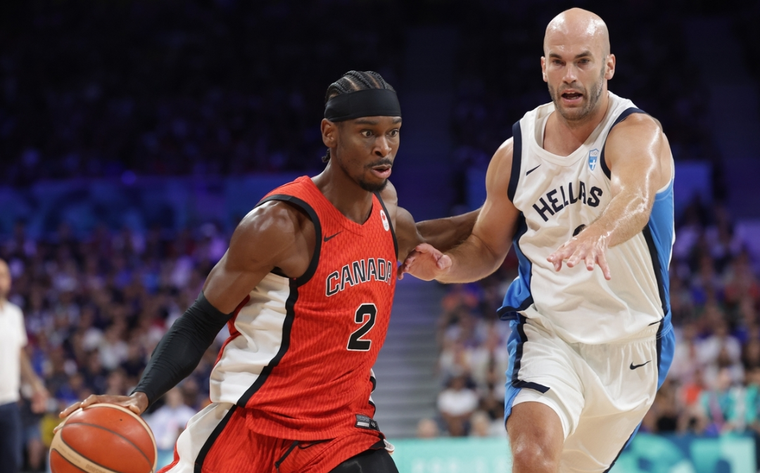 字母哥在巴塞罗那比赛中惊险取胜莱万多夫斯基在塞尔维亚队比赛中险胜之后，集结日芝加哥公牛备战法国杯