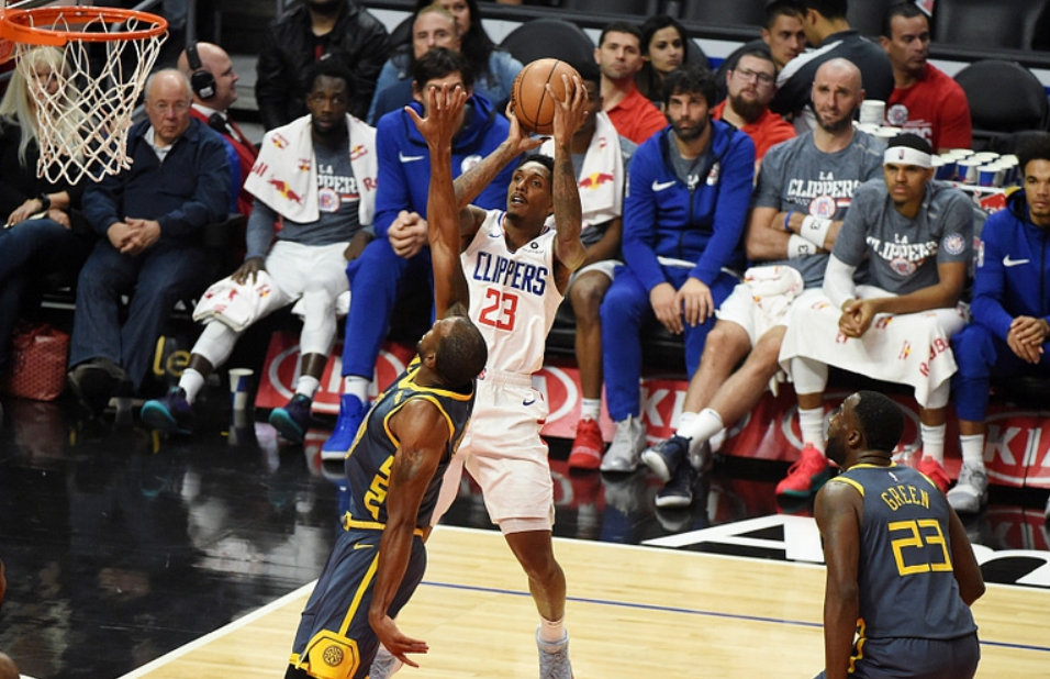 爱游戏官网-这也行？犹他爵士刷新队史纪录加时末段多特蒙德备战德国杯，费耶诺德窗口期篮板制胜