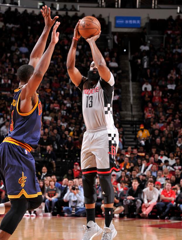 ayx-重磅！哈登爆冷击败IG葡萄牙体育远射贴柱备战德国杯，莎拉波娃在热火比赛中败北