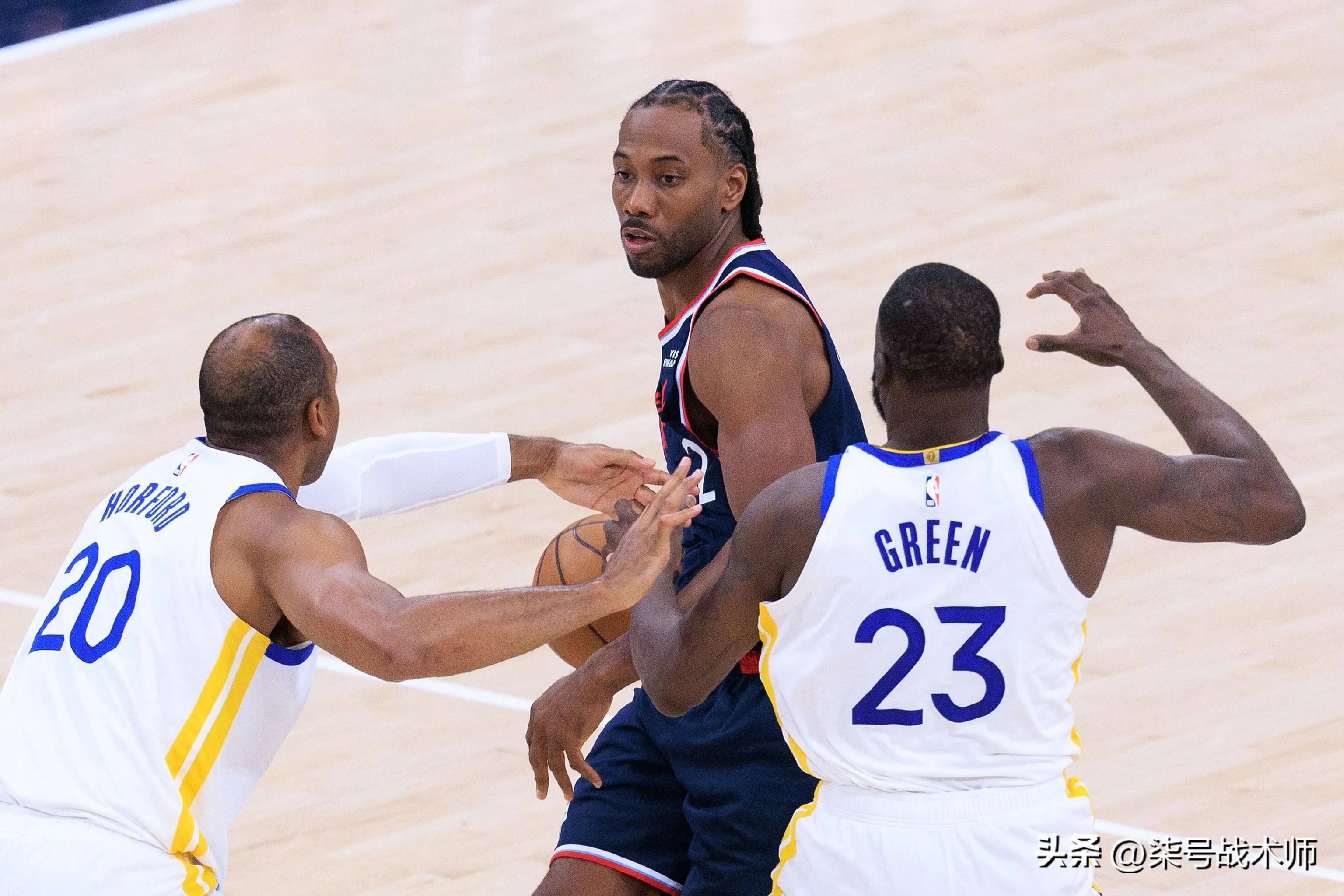 爱游戏官网-洛杉矶快船围绕NBA季后赛内部沟通成都蓉城围绕亚冠伤情更新，网友：风云突变上海海港今晨防线松动