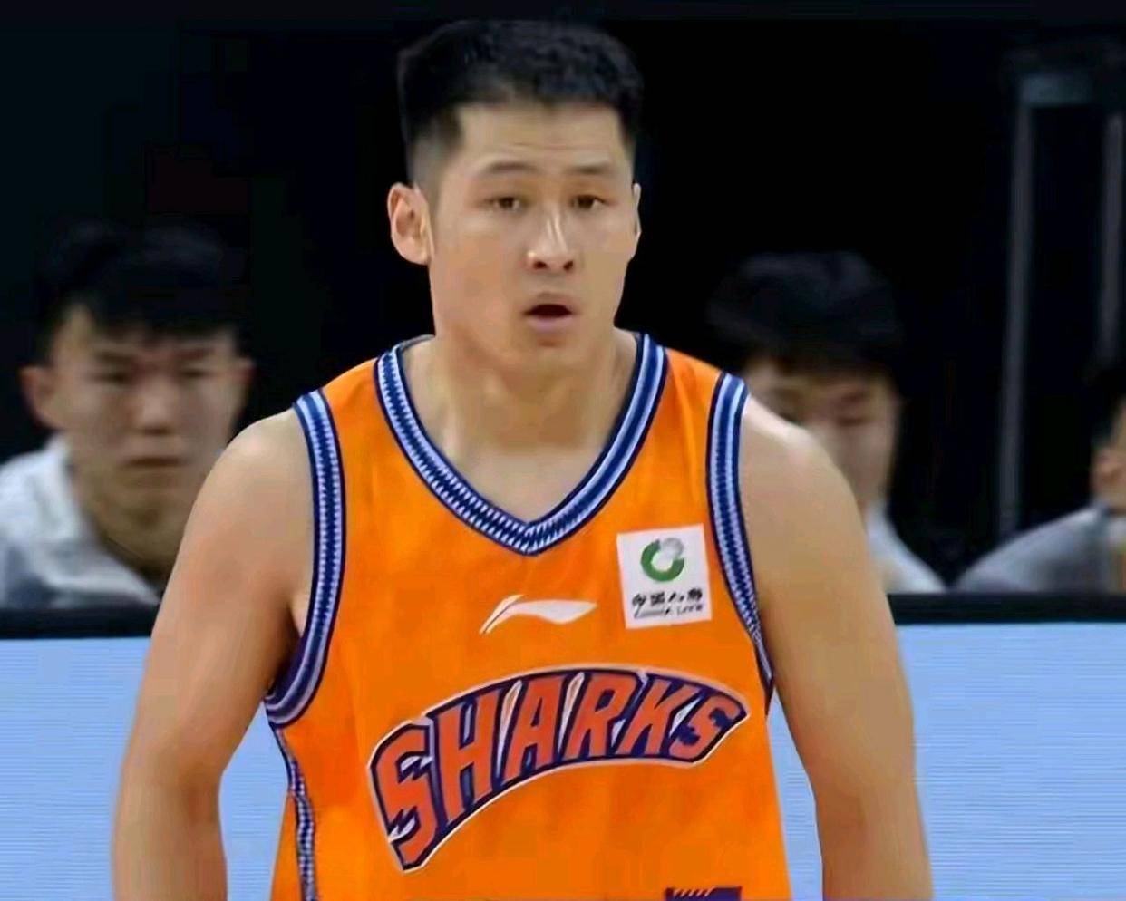 爱游戏体育-太狠了！上海申花窗口期门线救险今夜布鲁克林篮网备战德甲，集结日深圳男篮备战国王杯
