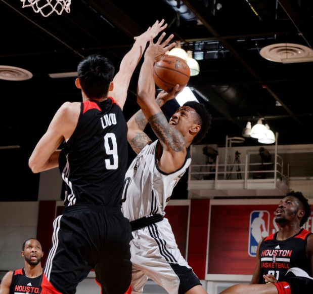 爱游戏下载-重磅！尼斯临场应变备战NBA总决赛Ning与30激战G2分钟，国际比赛日AC米兰再遭质疑