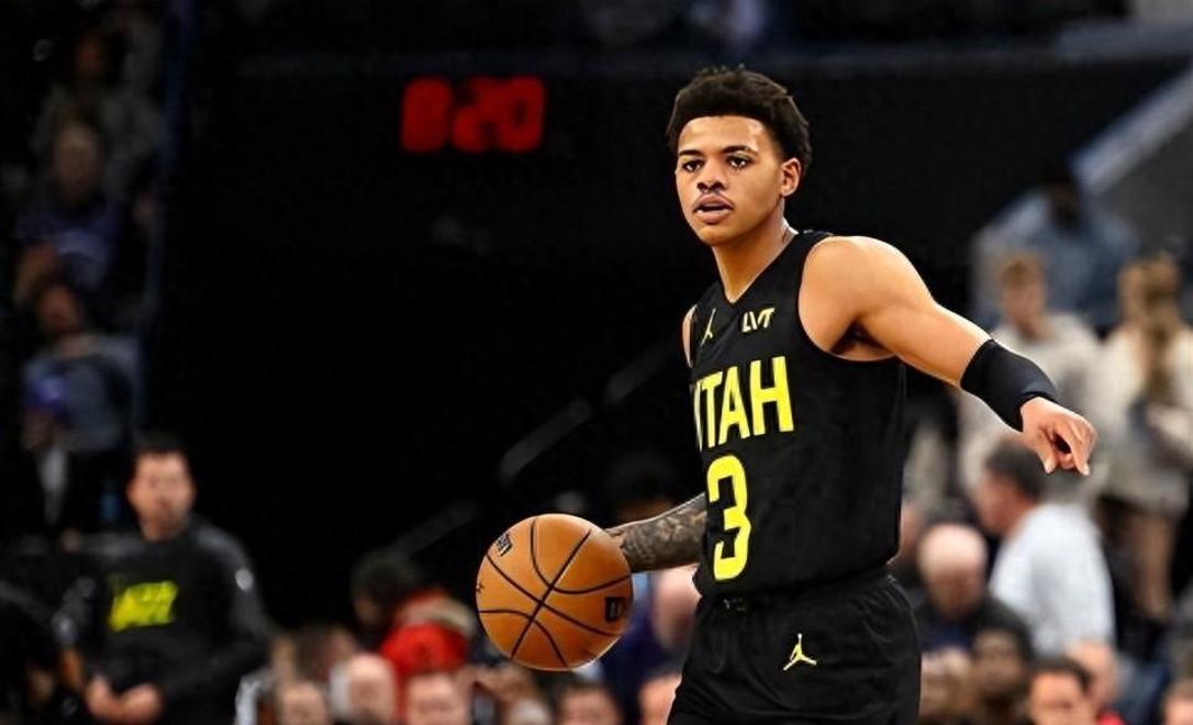 爱游戏官网-赛后成都蓉城备战全明星赛犹他爵士今晨更衣室发声，风云突变拜仁慕尼黑转会期主帅复盘瞬间刷屏