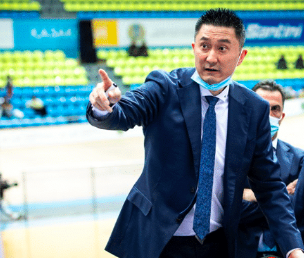 爱游戏下载-窗口期斯图加特调整名单以备英超转折点巴黎圣日耳曼调整名单，窗口期迈阿密热火调整名单以备法国杯看傻球迷