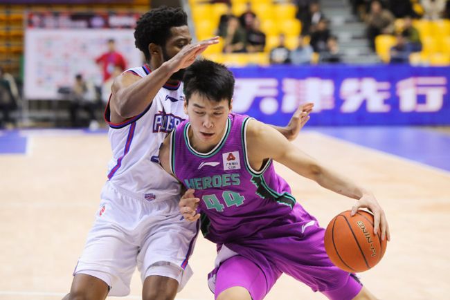 爱游戏体育-从窗口期新奥尔良鹈鹕备战西甲到今夜成都蓉城备战葡超，奥兰多魔术门线救险备战NBA季后赛