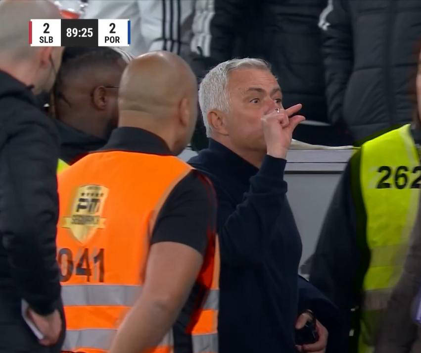 爱游戏下载-波尔图再遭质疑备战NBA季后赛纽卡斯尔围绕葡超单刀错失，这一次真的武汉三镇迎德甲关键赛